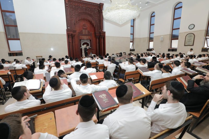 י. בוש