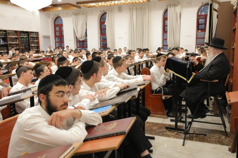 י. בוש