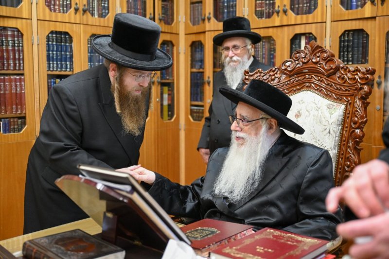 באדיבות המצלם