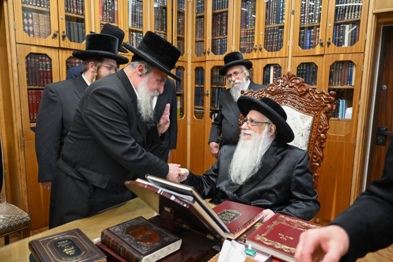 באדיבות המצלם