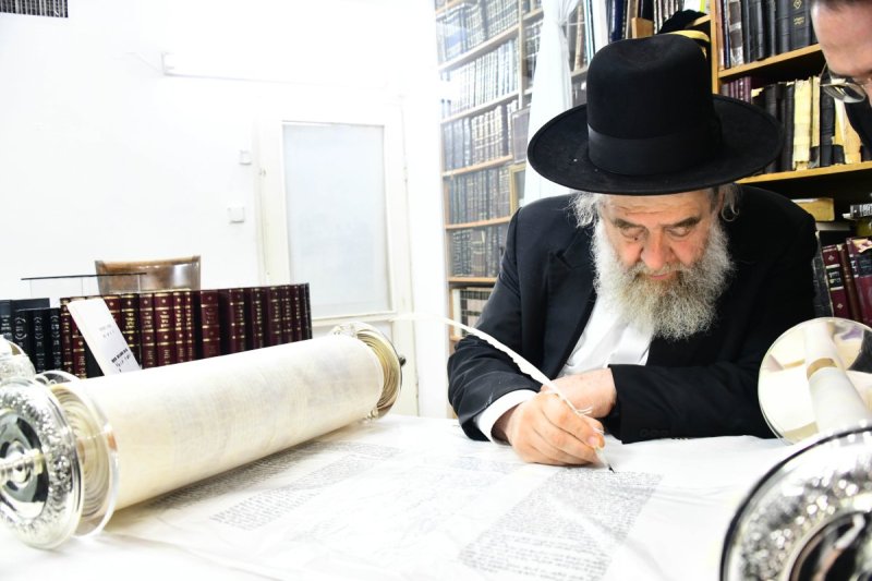 שוקי לרר