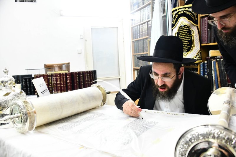 שוקי לרר