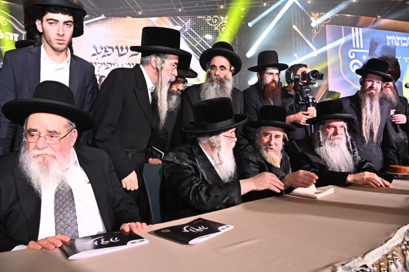 יחצ