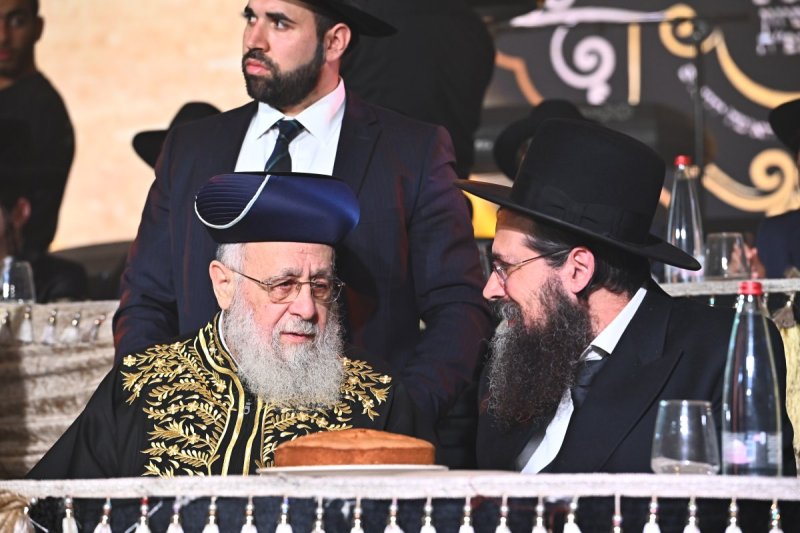 יחצ