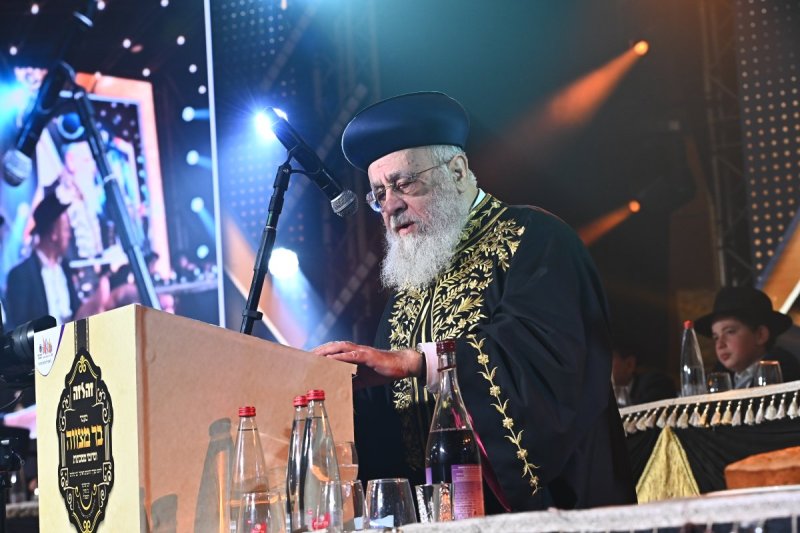 יחצ
