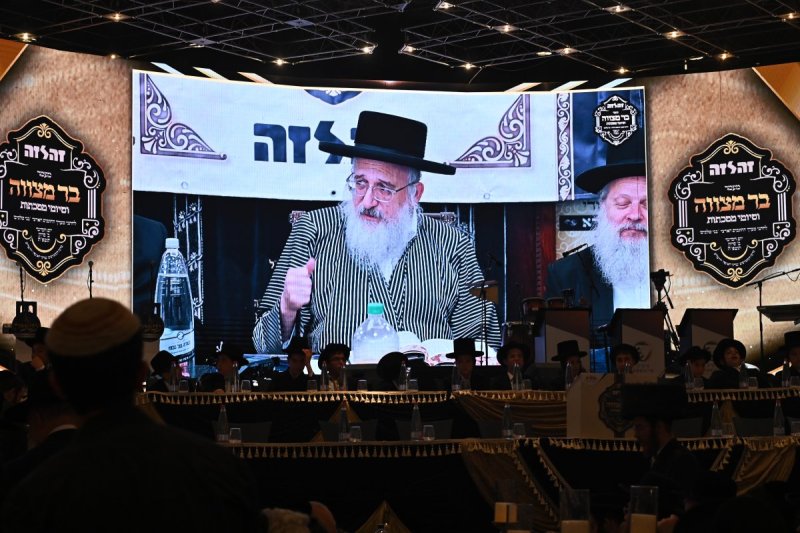 יחצ