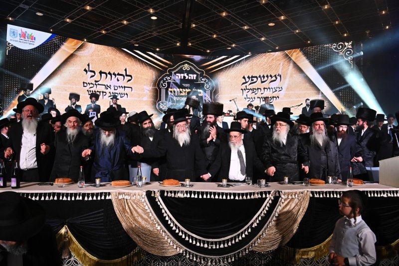 יחצ
