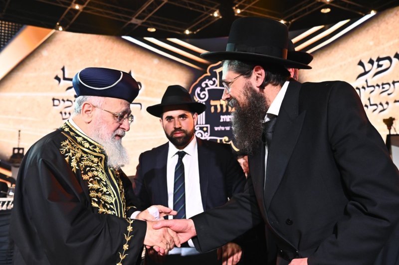 יחצ