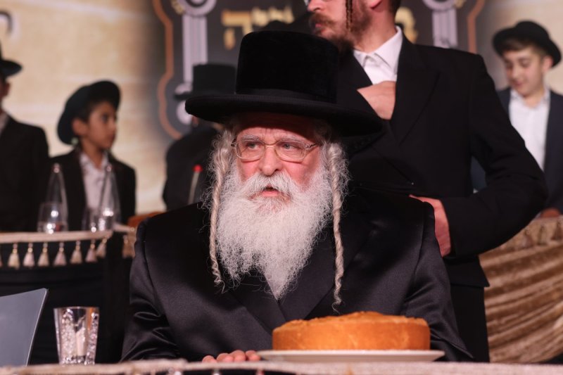 יחצ