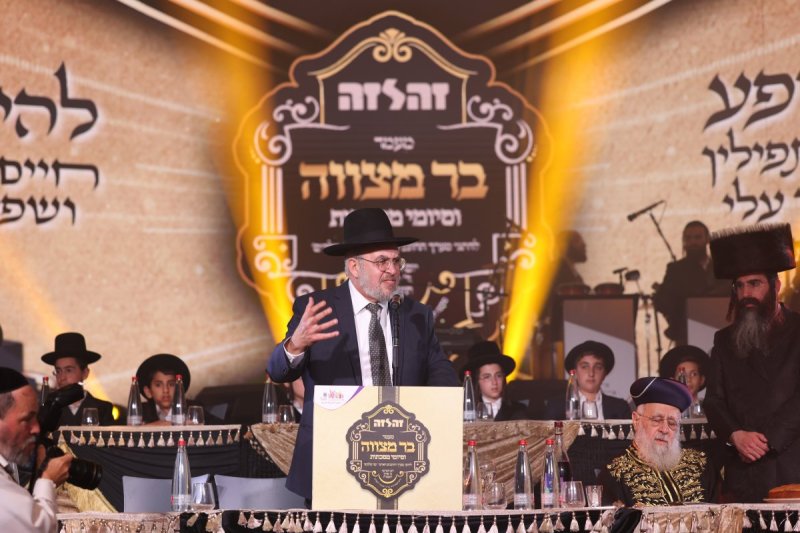 יחצ