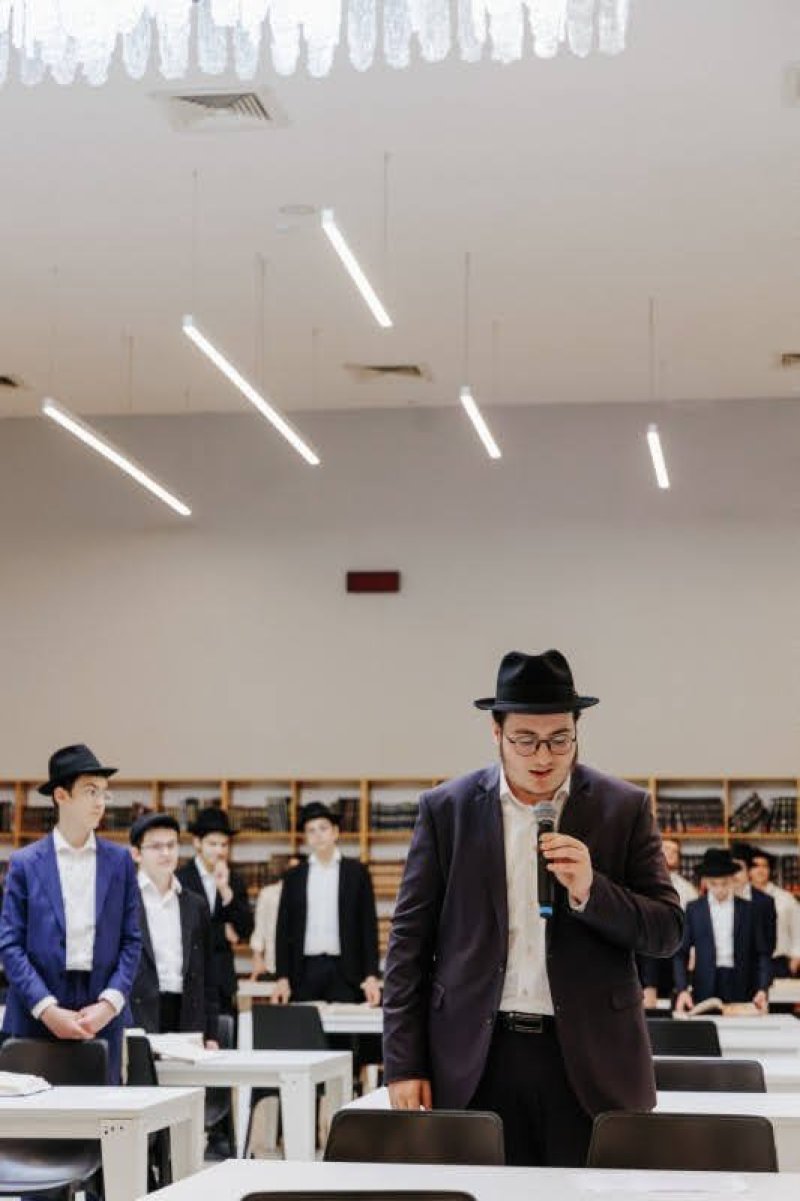 א. געניי