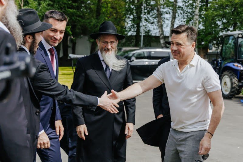 א. געניי