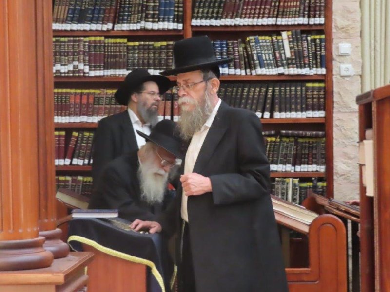באדיבות המצלם