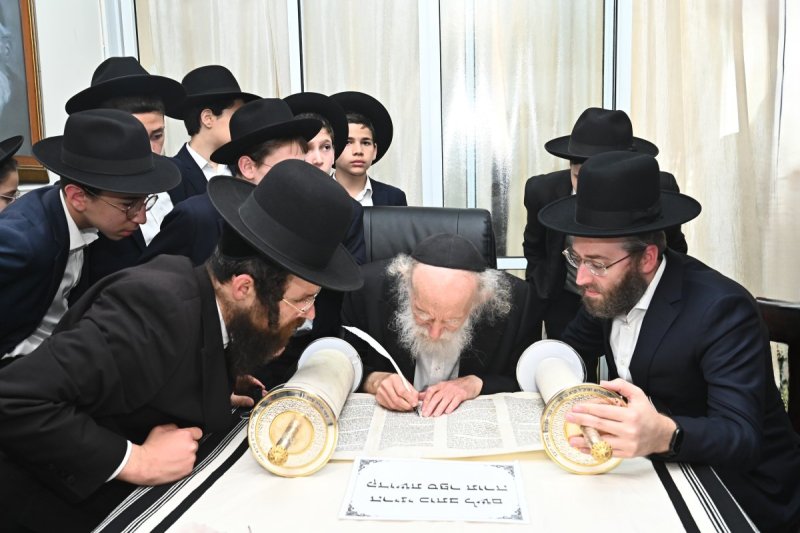 שוקי לרר