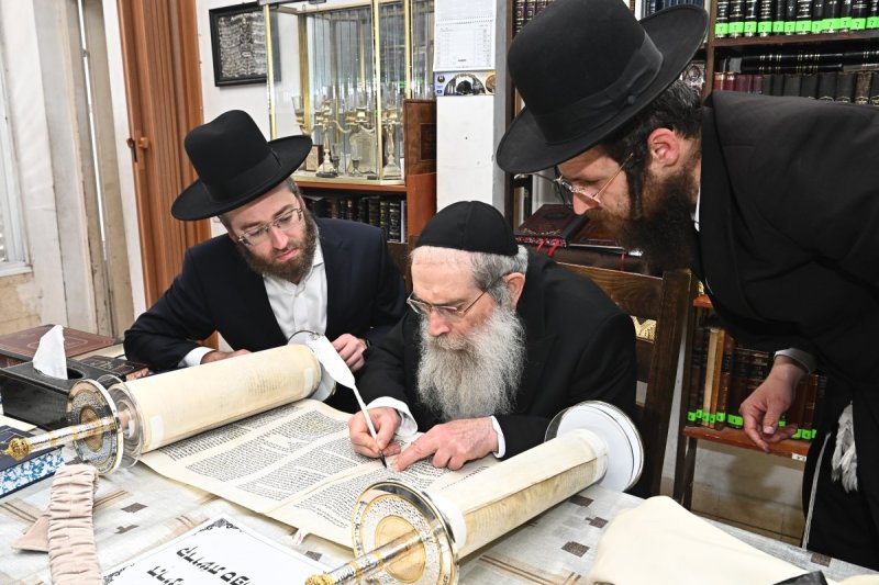 שוקי לרר