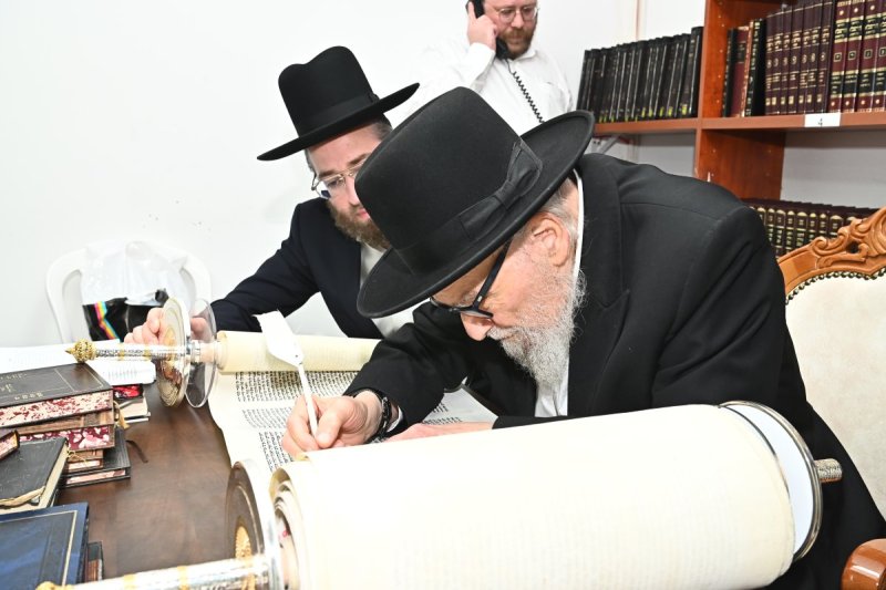 שוקי לרר