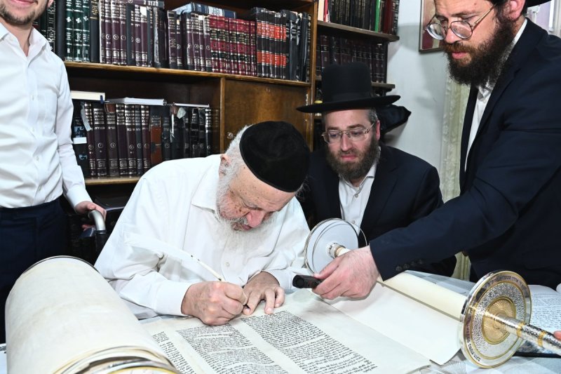 שוקי לרר