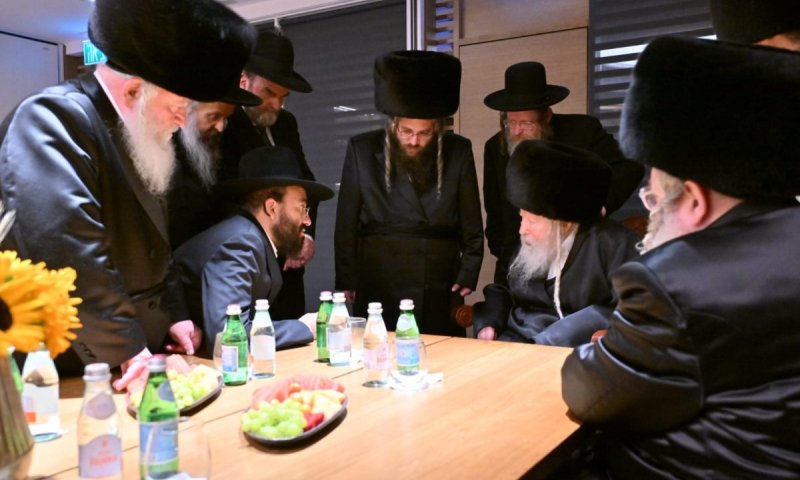 האדמו"ר רבי פנחס אבוחצירא הודיע על הירתמותו לקרן עולם התורה של גור