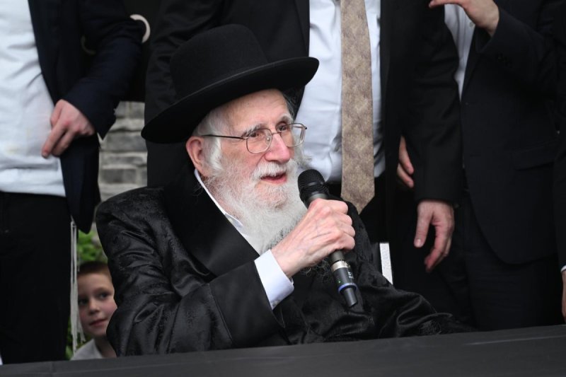 שמוליק קורלנסקי