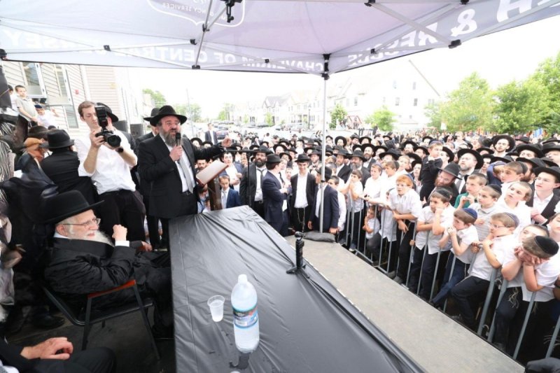 שמוליק קורלנסקי