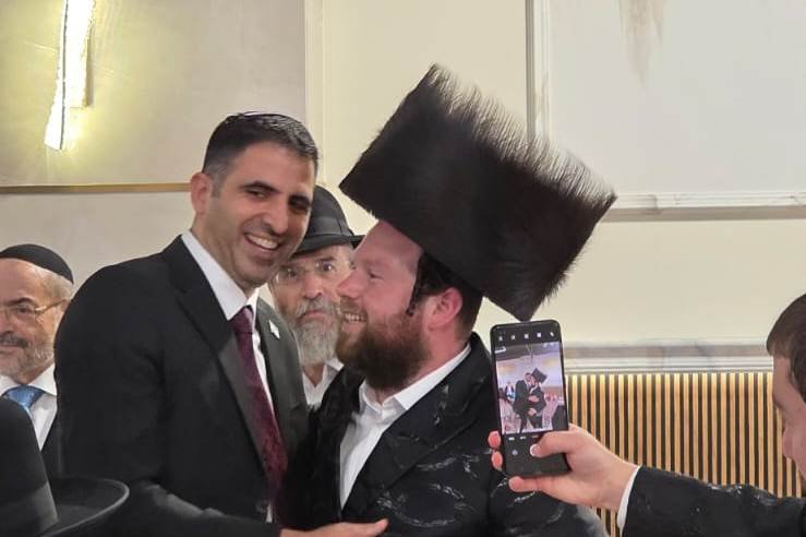 באדיבות המצלם