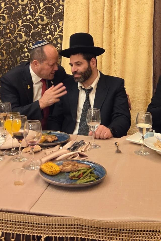 באדיבות המצלם