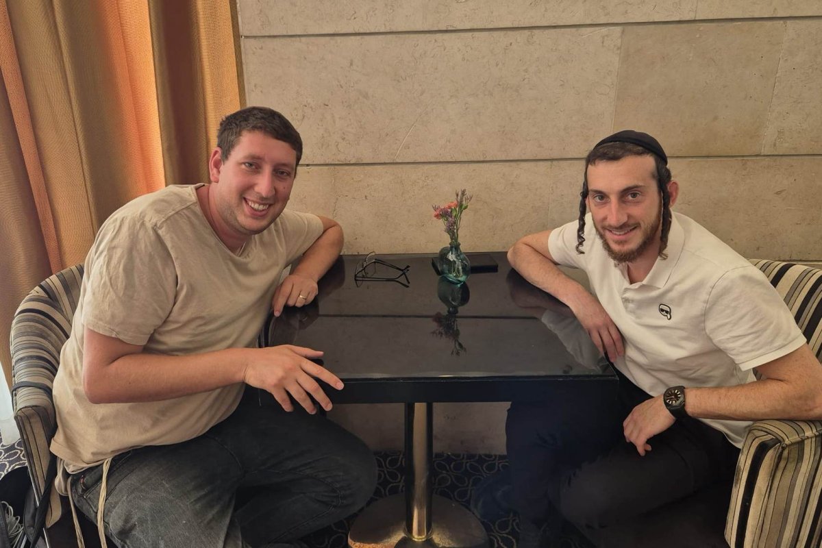 באדיבות המצלם