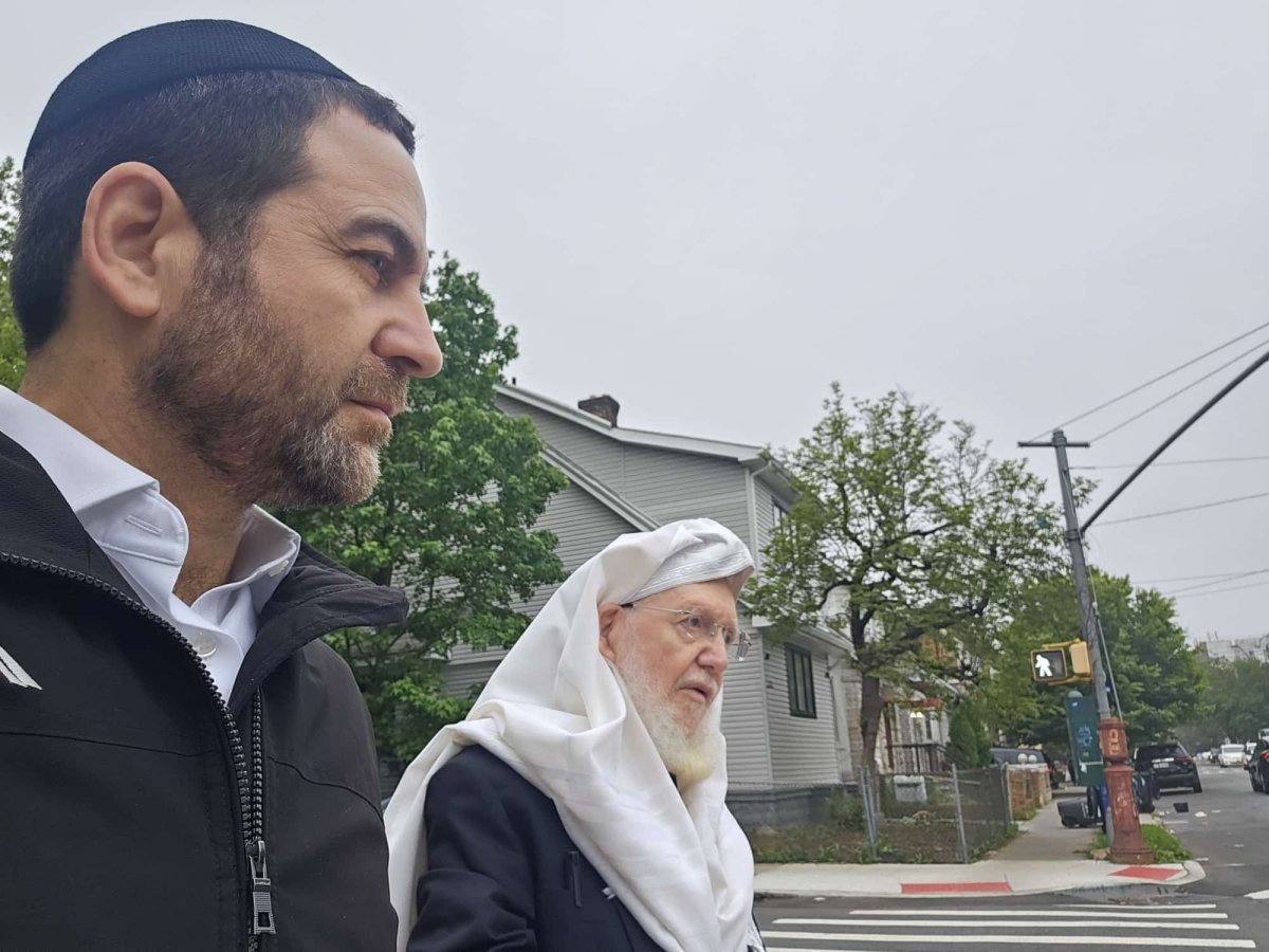 באדיבות המצלם