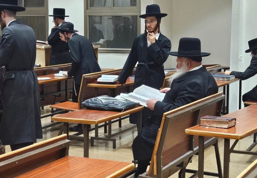 באדיבות המצלם