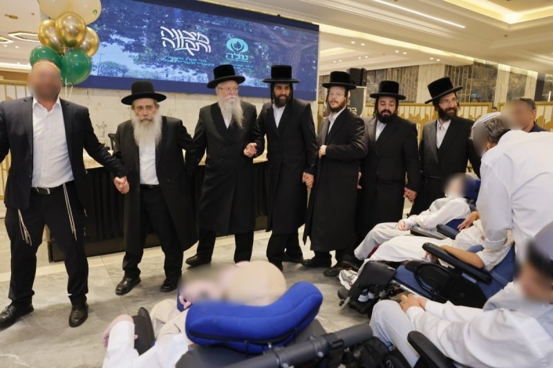 יחצ