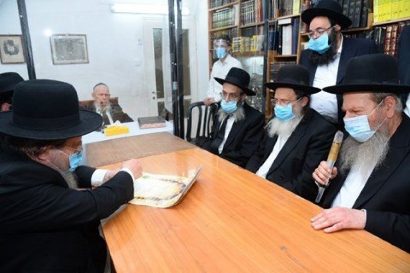  שוקי לרר, ש.פ.ה, מערכת משולחנם, ארכיון