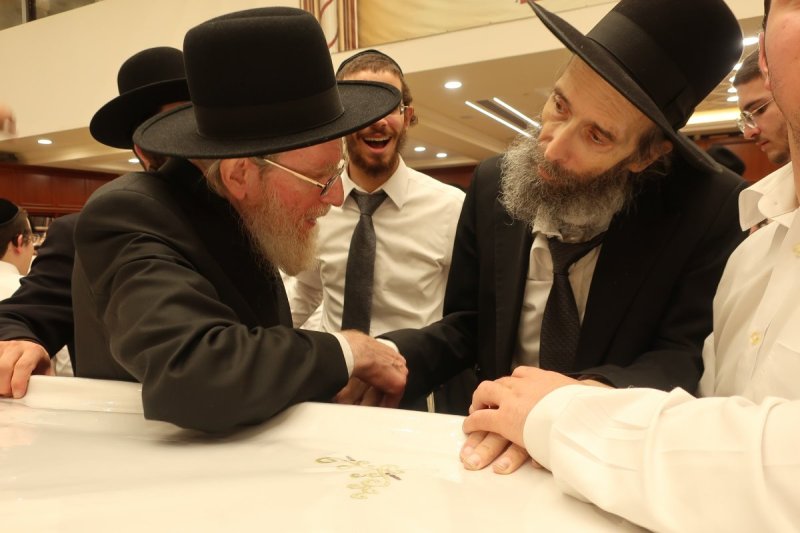  שוקי לרר, ש.פ.ה, מערכת משולחנם, ארכיון