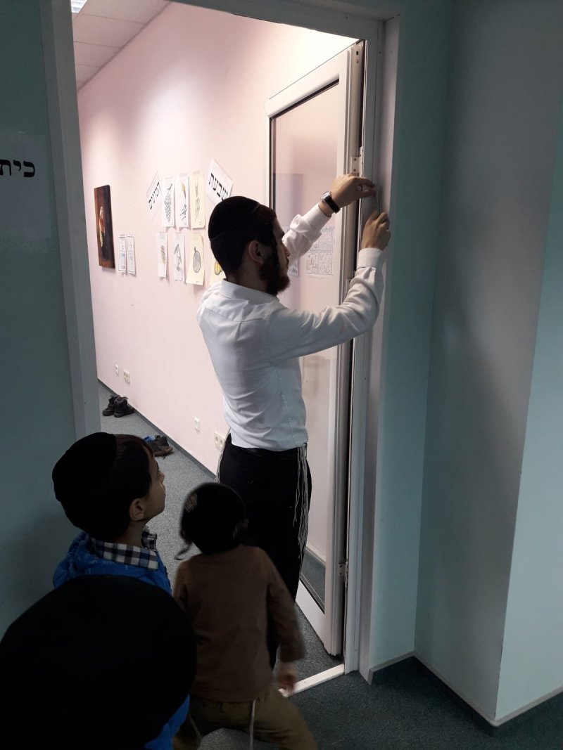 באדיבות המצלם
