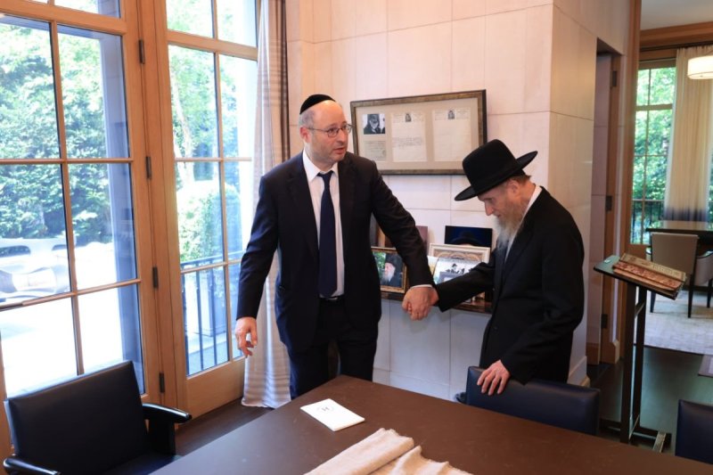 אלי קובין