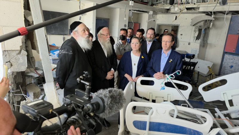 יחצ
