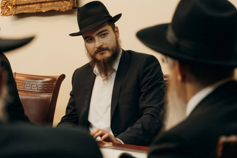  לוי נאזרוב