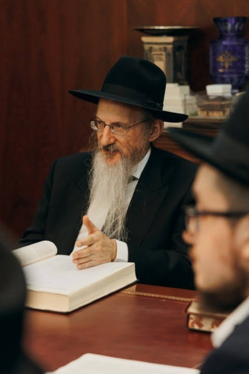  לוי נאזרוב