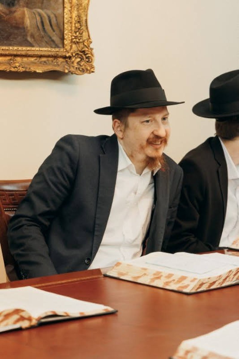  לוי נאזרוב
