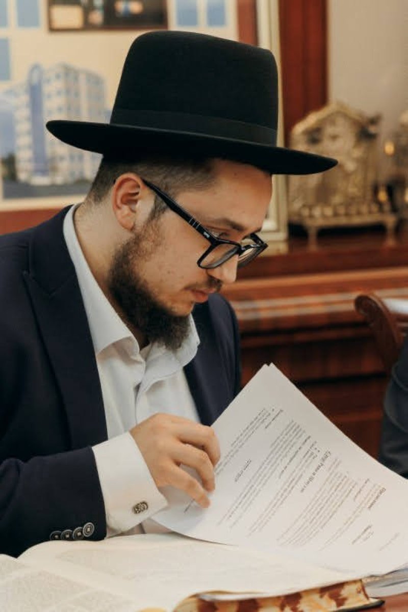  לוי נאזרוב