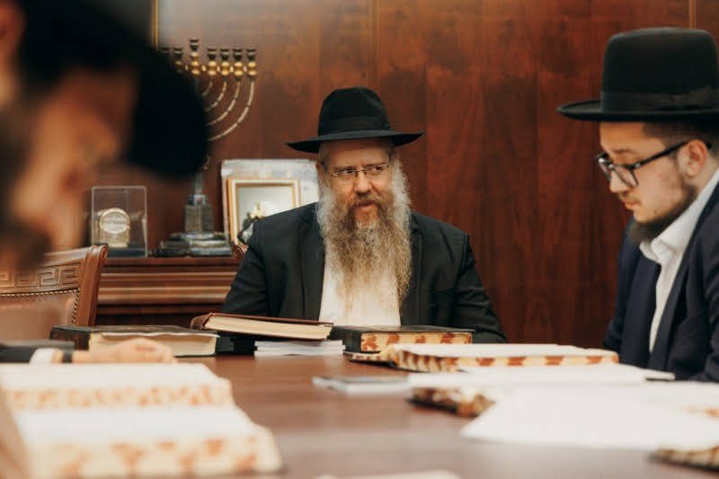  לוי נאזרוב