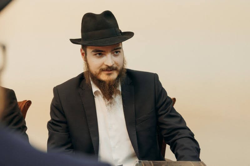  לוי נאזרוב