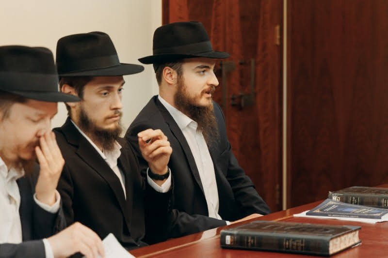  לוי נאזרוב