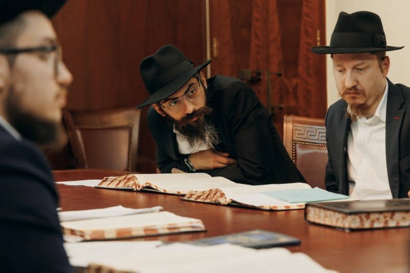  לוי נאזרוב