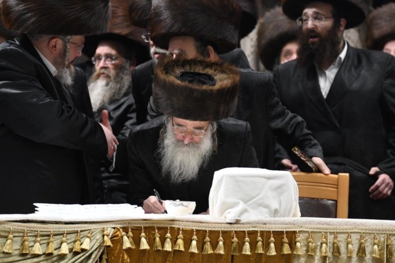 אנשיל בעק