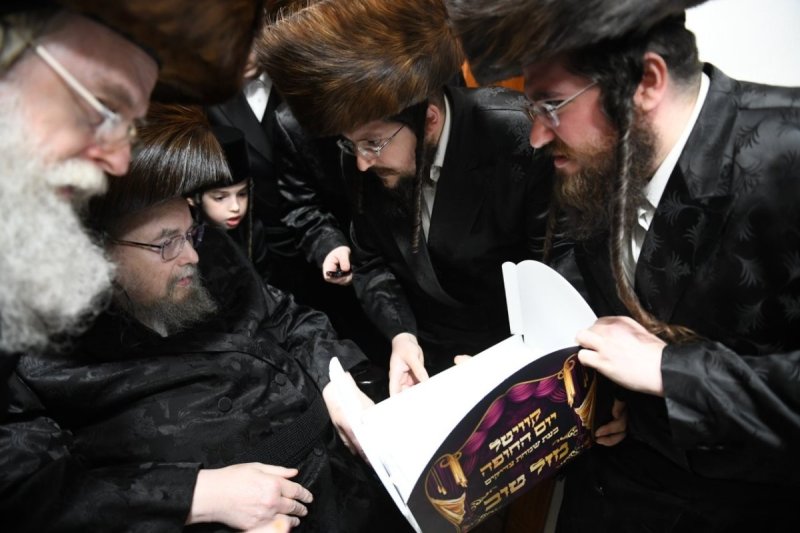 אנשיל בעק