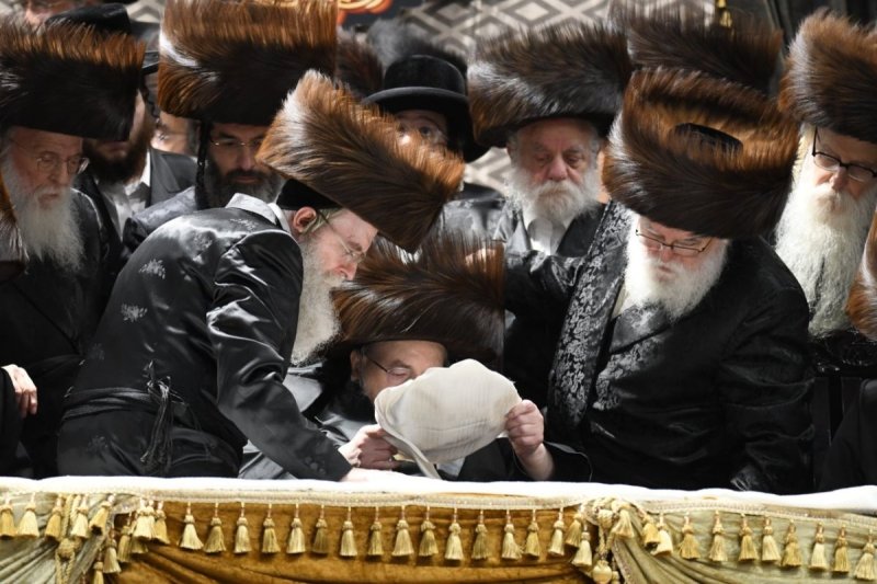 אנשיל בעק