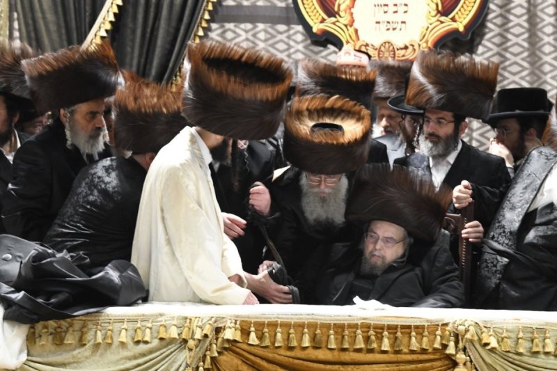 אנשיל בעק