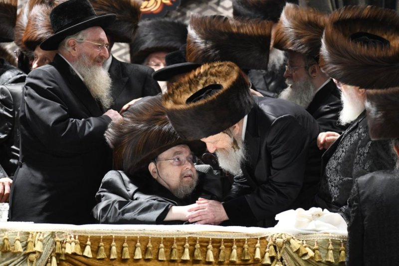 אנשיל בעק