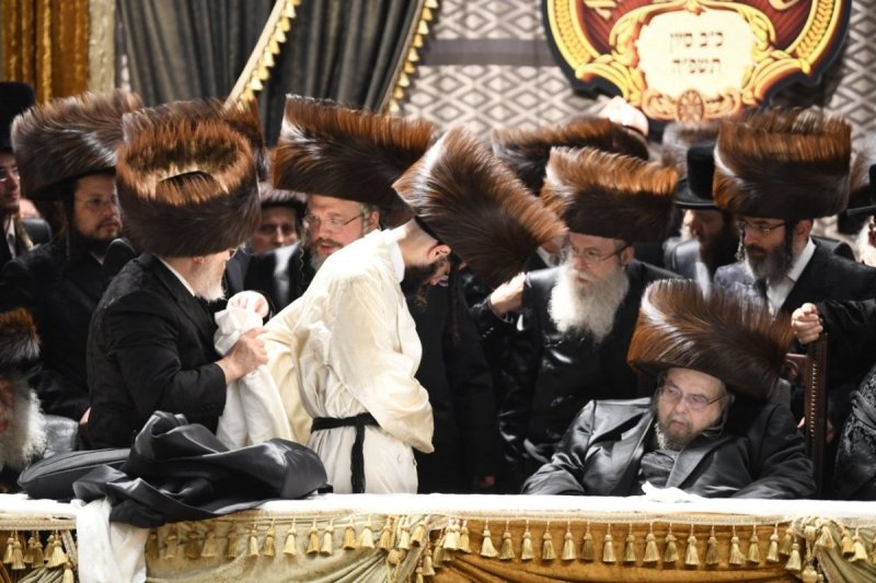 אנשיל בעק