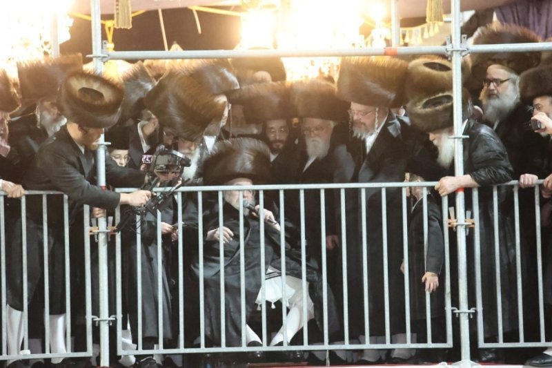 אנשיל בעק